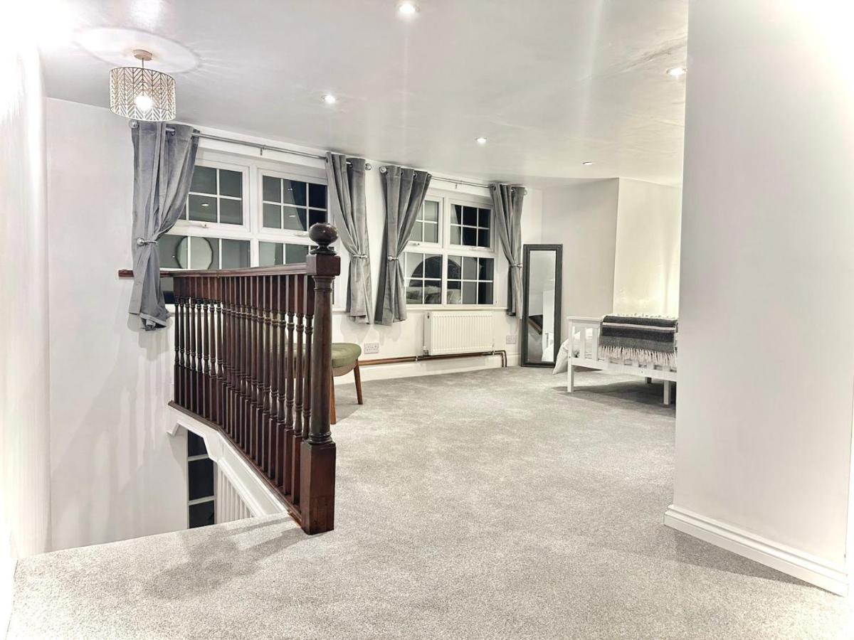 טראוברידג' Cosy One Bedroom Apartment מראה חיצוני תמונה