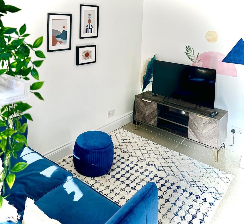 טראוברידג' Cosy One Bedroom Apartment מראה חיצוני תמונה